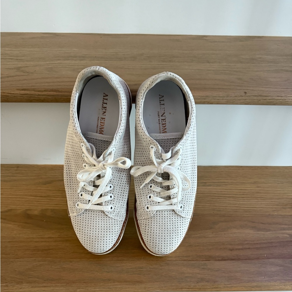 Allen Edmonds Cream Perforated Lace-Up Sneakers